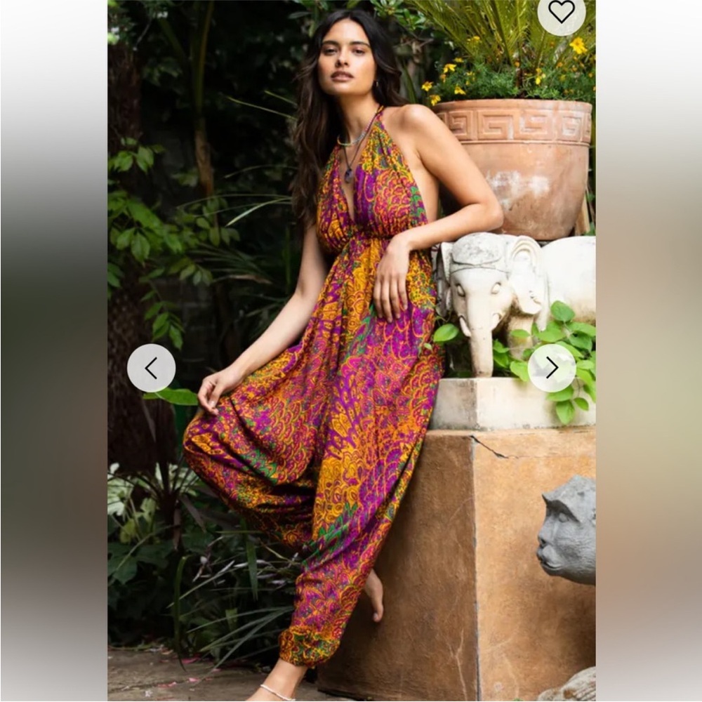 Halter Harem Jumpsuit peacock print fuchsia OSFM